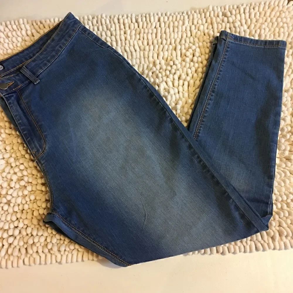 Boohoo blue jeans   